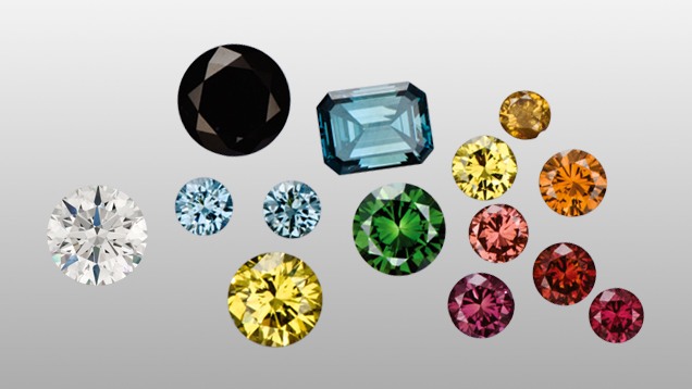 Anillos con gemas de colores en Perú