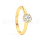 Anillo de compromiso de oro con diamantes