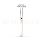 Anillo de compromiso de oro blanco con diamantes