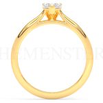 Anillo de compromiso de oro con diamantes