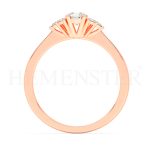 Anillo de compromiso de oro rosa con diamantes