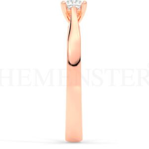 Anillo de compromiso de oro Rosa con diamantes