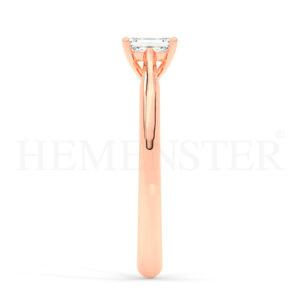 Anillo de compromiso de oro Rosa con diamantes