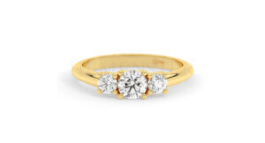Anillos de compromiso con diamantes certificados