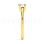 Anillos de compromiso con diamantes certificados