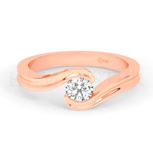 Anillo de compromiso de oro rosa con diamantes