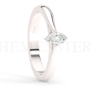 Anillo de compromiso de oro blanco con diamantes