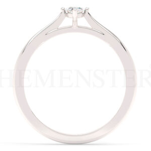 Anillo de compromiso de oro blanco con diamantes