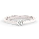 Anillo de compromiso de oro blanco con diamantes