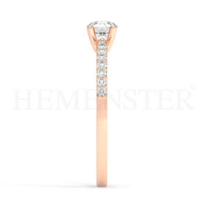 Anillos de compromiso de oro con diamantes