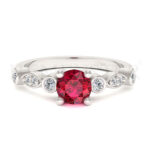 Anillos de compromiso con gemas de color