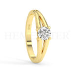 Anillos de compromiso de oro con diamantes