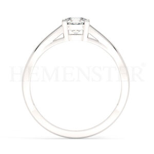 Anillos de compromiso de oro con diamantes