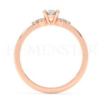 Anillos de compromiso de oro con diamantes