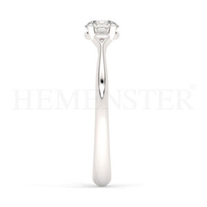 Anillos de compromiso de oro con diamantes