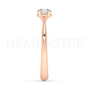 Anillos de compromiso de oro con diamantes