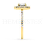 Anillos de compromiso de oro con diamantes