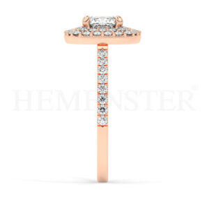 Anillos de compromiso de oro con diamantes