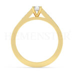 Anillos de compromiso de oro con diamantes