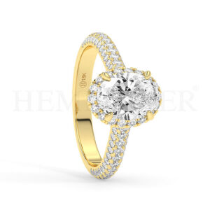 Anillos de compromiso de oro con diamantes