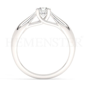 Anillos de compromiso de oro con diamantes