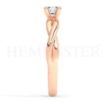 Anillos de compromiso de oro con diamantes