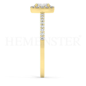 Anillos de compromiso de oro con diamantes