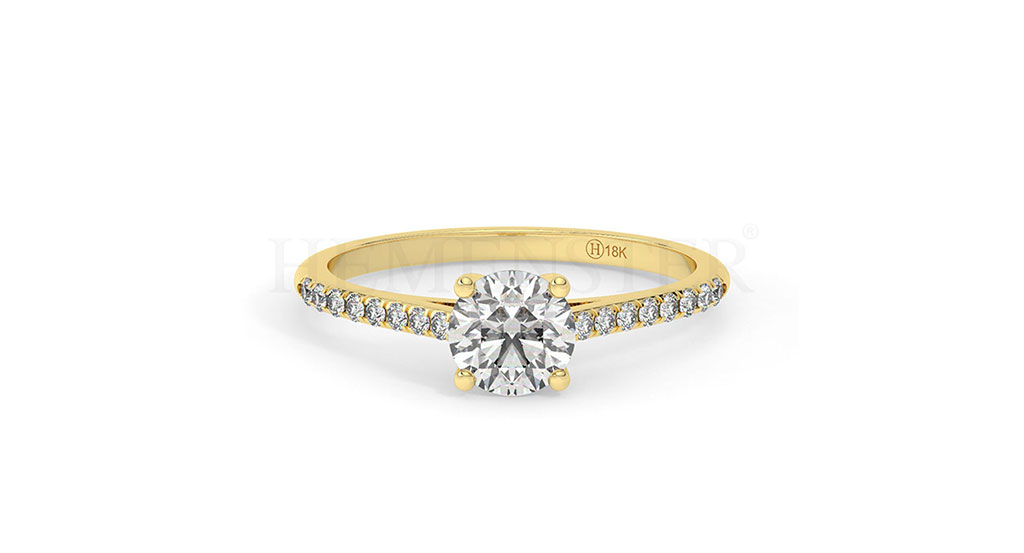 Anillos de compromiso de oro con diamantes