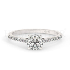 Anillos de compromiso de oro con diamantes