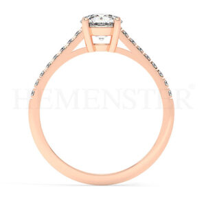 Anillos de compromiso de oro con diamantes