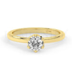 Anillos de compromiso de oro con diamantes