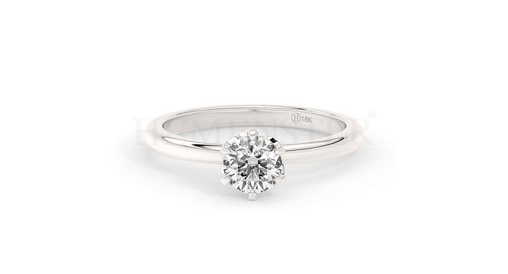 Anillos de compromiso de oro con diamantes