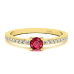 Anillos de compromiso con gemas de color