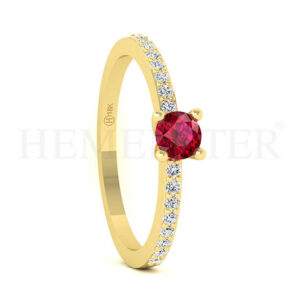 Anillos de compromiso con gemas de color