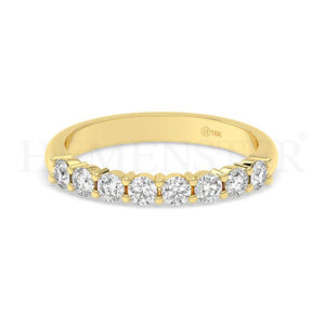 Anillo de oro con diamantes