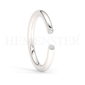 Anillo de oro con diamantes