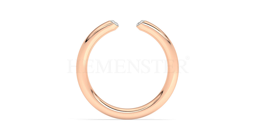 Anillo de oro con diamantes