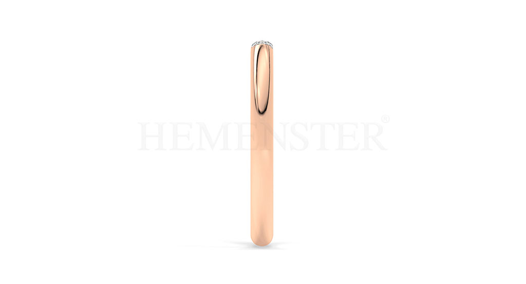 Anillo de oro con diamantes