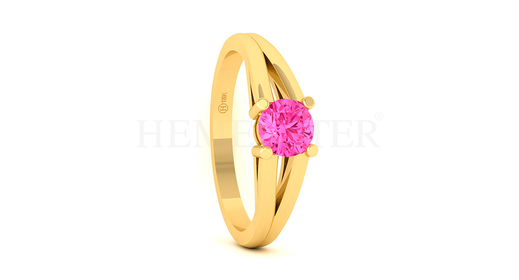 Anillo de oro con gemas de colores