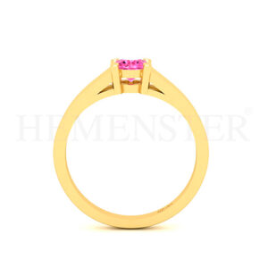 Anillo de oro con gemas de colores