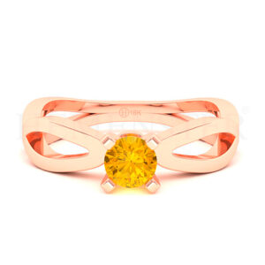 Anillo de oro con gemas de colores