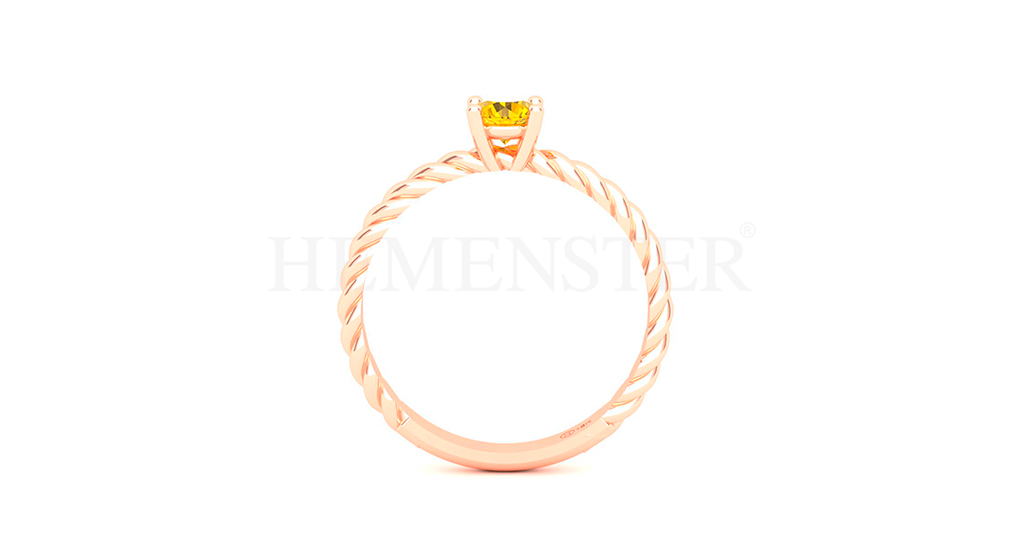 Anillo de oro con gemas de colores