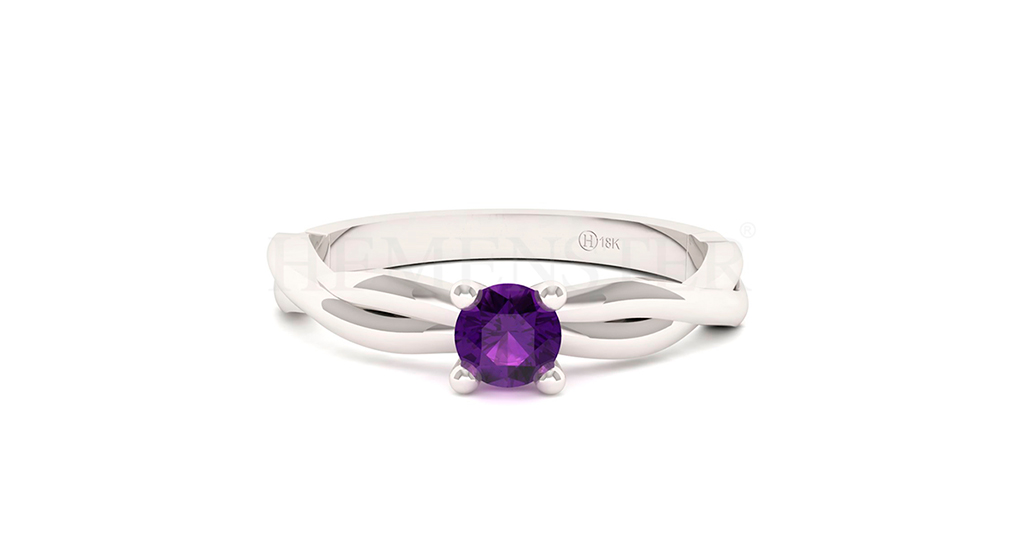 Anillo de oro con gemas de colores