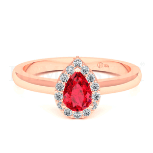 Anillo de oro con Rubi