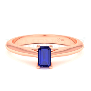 Anillo de oro con zafiro