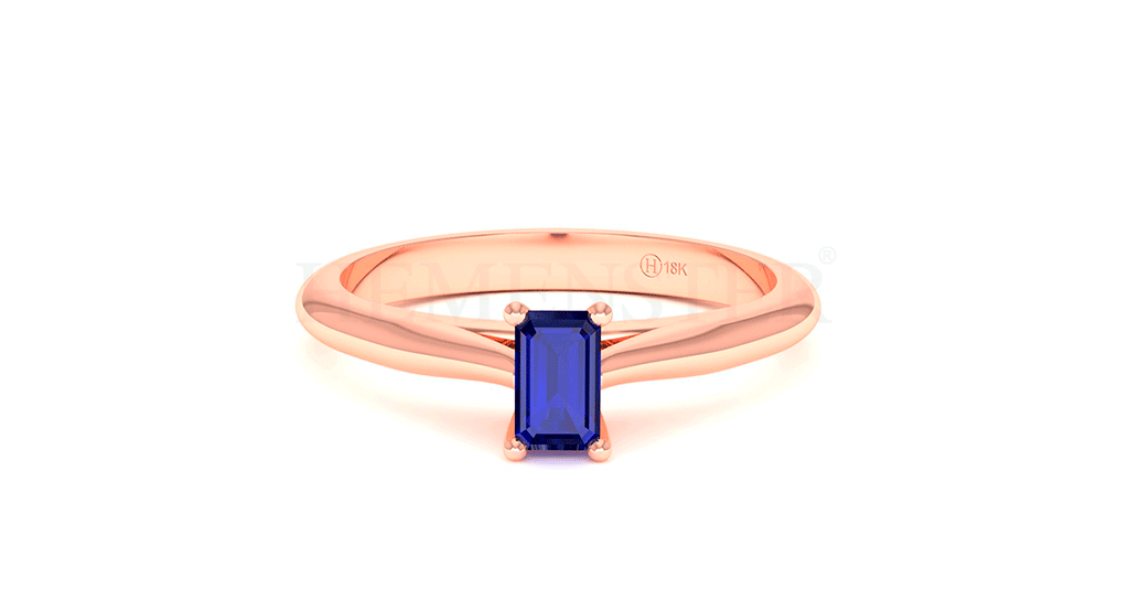 Anillo de oro con zafiro